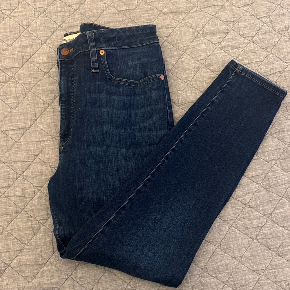 Madewell Curvy High Rise Skinny Jeans Dark Blue. Size 31 - Simply gorgeous jeans